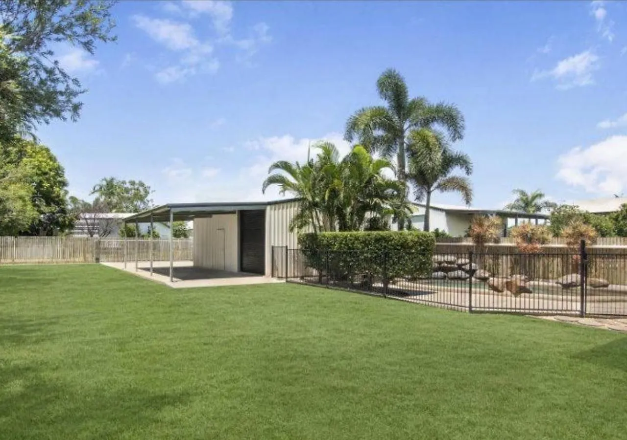 Family Oasis For Christmas In Townsville Austrálie